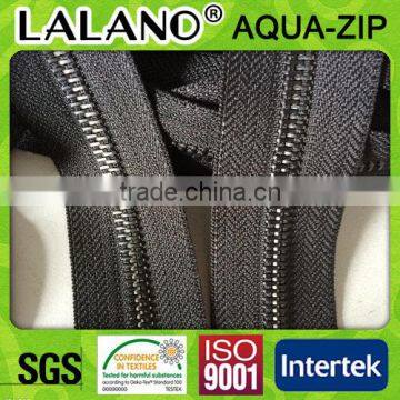 NO.8 hot sales closed end black antique brass metal zipper for jeans