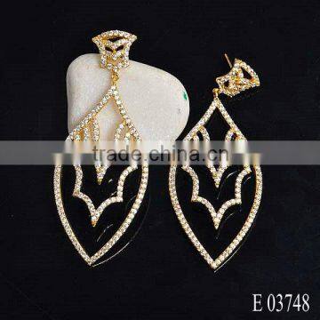 18K gold plated ladies earrings fashion design wholesale price top design earring