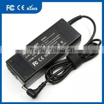 75W 19V 3.95A Laptop Desktop Charger Made In Guangzhou