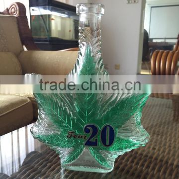 Gorgeous artware maple leaves shape glass wine bottle