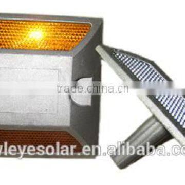 All in One Aluminum Road Stud High Strength Aluminum Die-casting Alloy photo-4