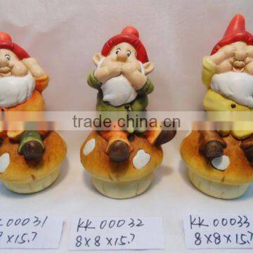 ceramic dwarf KK0015