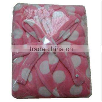 Winter thickness dots printed pink coral fleece bathrobe