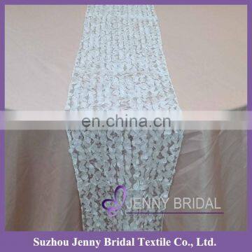 TR014C 2015 NEW Embroidery Sequin Table Runner