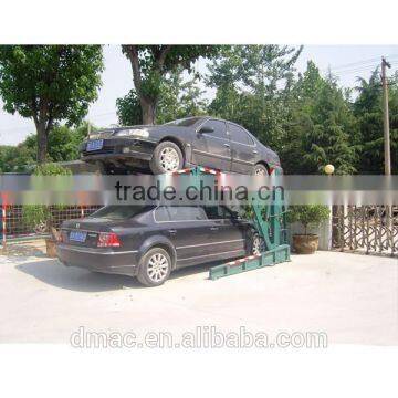 New York car parking system rotating