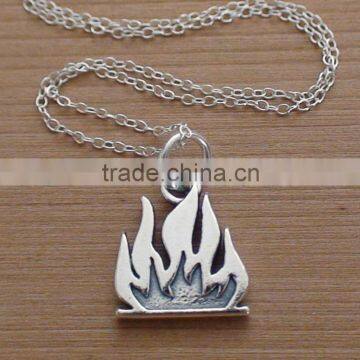 Latest Party Jewelry Little Dainty Necklace Silver Campfire Necklace 2015