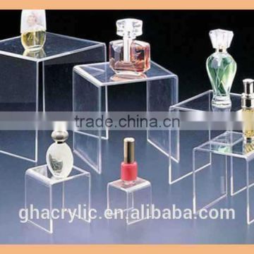 Customized cosmetic product display stands,u shape acrylic display stand