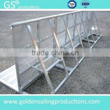 Used aluminum crowd control barrier/barricade for event security on sale