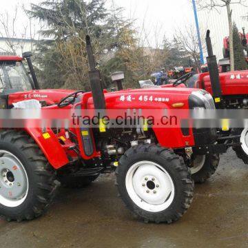 45 HP 4WD wheeled tractor producted by factory with good performance