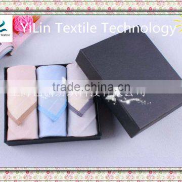 Three mounted gift box--1 cotton Men's handkerchiefs custom export