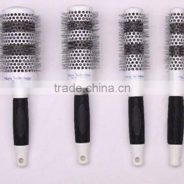 round heat control ceramic hair brush with soft rubber handle