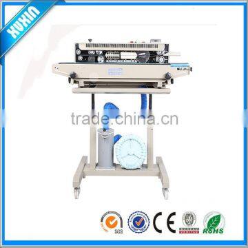 Automatic inflatable ifilm sealing machine potato chips sealing machine