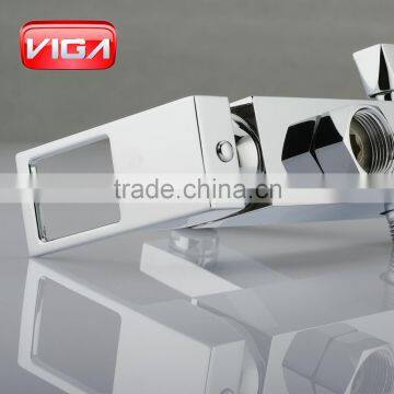 Bath & Shower Faucets Type and Polished Surface Treatment Faucet Mixer