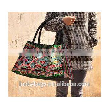 Chinese Style Beautiful Bag Ethnic Embroidery Fashion Shoulder Bag for Women