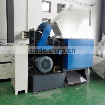 Waste Plastic Pipe Crusher Machine/PET Bottles Crusher Grinder photo-4