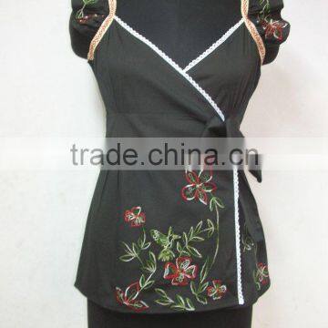 thread embroidery blouse