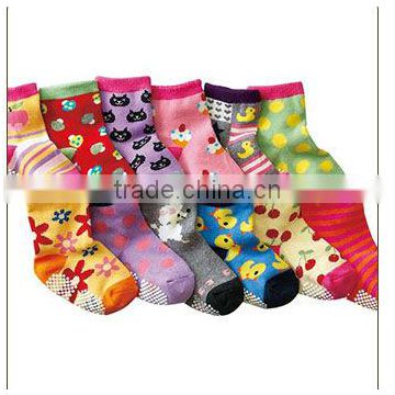 2014 fashion design and cute kids sock