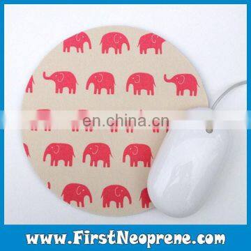 Lovely Pink Elephant Carton Printing Mouse Pad