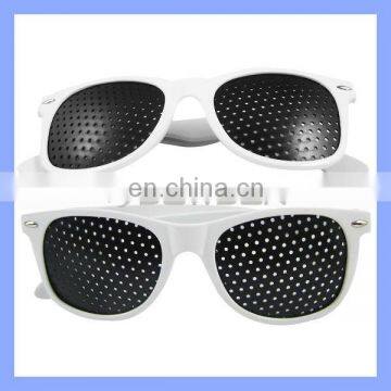 Pin Hole Mini Dot Child Wear Eye Relax Problem 200 Degree Myopic Adjustable Plastic Blinder