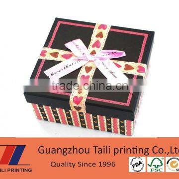 Customized Cardboard Folding Paper Gift Box With Printed Logo photo-2