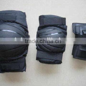 2016 New Design Ice Hockey Roller Skate Shoes for Aduls and Children photo-4