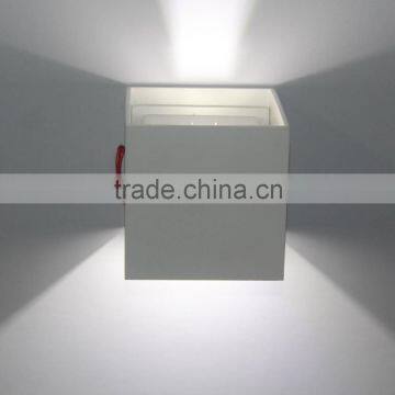 2015 NEW CE RoHS SIMPLE Waterproof IP65 Modern Outdoor Wall Lamp photo-4