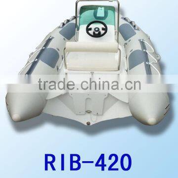 RIB420 Boat With CE Inflatable Boat With Rigid Floor