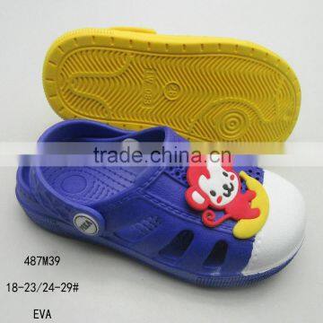 2016 Kids fashion sandals cartoon monkey kids EVA garden shoes