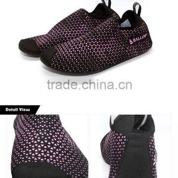 Aqua Park Shoes,WATER SPORTS, FITNESS, GYM, YOGA SHOES --- Triangle Pink photo-3