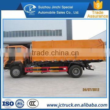 The popular The hospital china sinotruck 4x2 butt seam garbage truck Supplier price