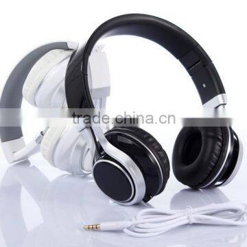 Hot selling noise reduction headphone, soft and comportable headphone