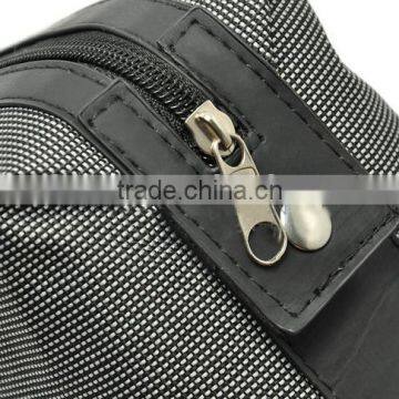 Elegant Small Plaid Toiletry Bag Travel Organizer Cosmetic Bag for Men Women photo-2