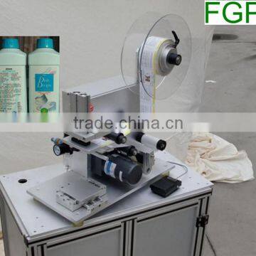 Semi-automatic desktop Flat Surface Self-Adhesive Sticker Labeling Machine