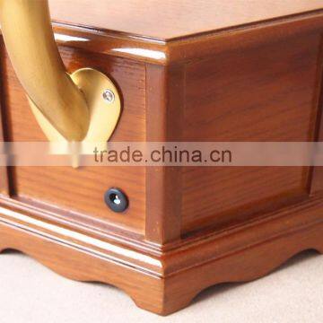 Rain Lane Decoration Gift USB SD Bluetooth Speakers Retro Gramophone With Horn photo-4