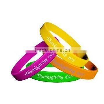 2015 Clear popular silicone bracelets thanksgiving day logo for promotion