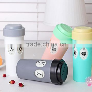 high-grade Glass Men's and Women's portable Greative cute sports water glass cups bottle with silicone cover