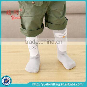 2015 Newest fashion knee high baby cotton cartoon socks