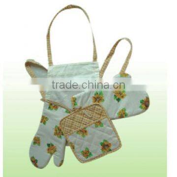 3-piece (Apron + 2 Potholders) Kitchen Textile Set photo-3
