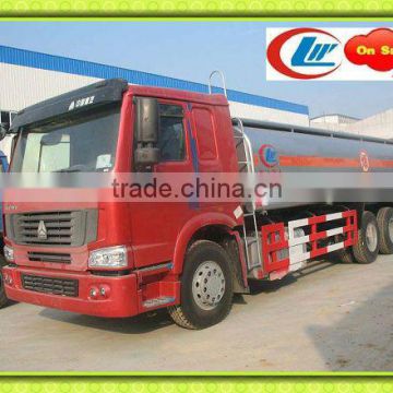 8X4 HOWO oil tank truck,oil transport truck,hot oil truck