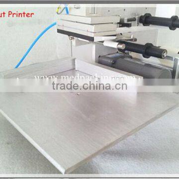 LT-60 Semi-automatic Flat Surface Labeling Machine photo-4