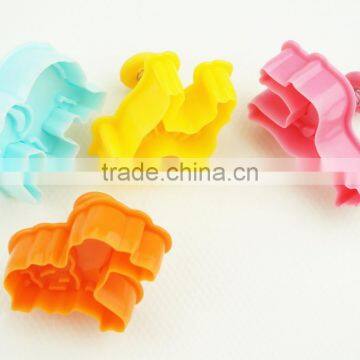 47047 4pcs Impressions animal horse elephant dear Fondant Mould Silicone Fondant Tools