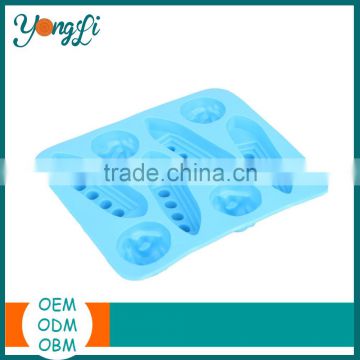 100% PBA Free Silicone Titanic Shaped Ice Cube Container