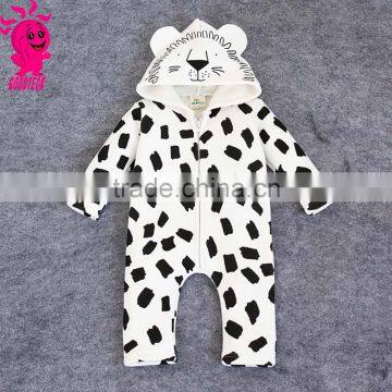 2015 Rompers Manufacturers Selling Single Coral velvet Lion's milk white Model One-piece Garment baby Clothes