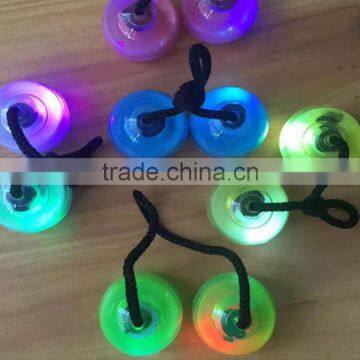 Flashing Led Light Up Finger Fidget Thumb Chucks Anti Stress Toys Multi Colors Finger LED Yo Yo Ball photo-3