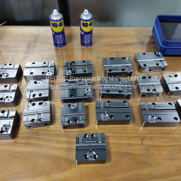 2020 Chinese factory precision TV mold parts