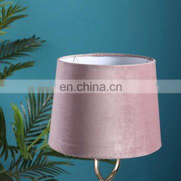 Factory Wholesale Living Room Lighting Custom Luxury Metal Bedside Lamps With Pink Lampshade photo-4