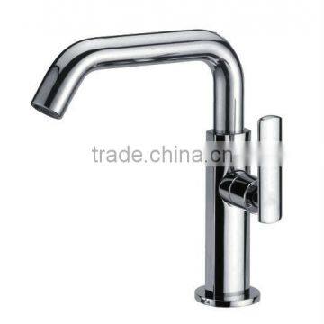 Chrome Finished Single Handle Kitchen Sink Faucet Cold Water Tap