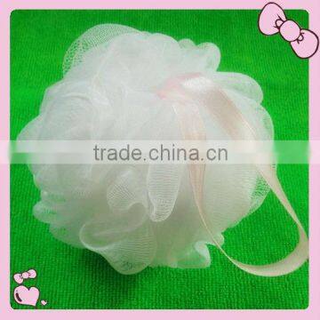 MIC3051 favor white colour net bath ball with bell