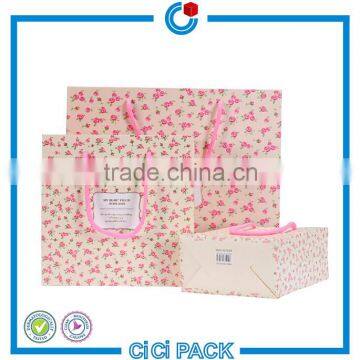 Customized makeup Paper Bag and paper cosmetic bag for sale