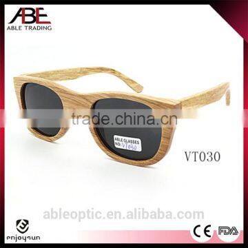 wholesale 2016 classic style UV400 lens italy design bamboo wooden polarized sunglasses sun glasses                        
                                                                                Supplier's Choice